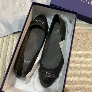 Stuart Weitzman flat size 6M